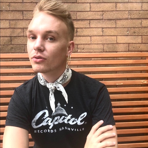 Meet the Posher Other - Meet your Posher, Jake